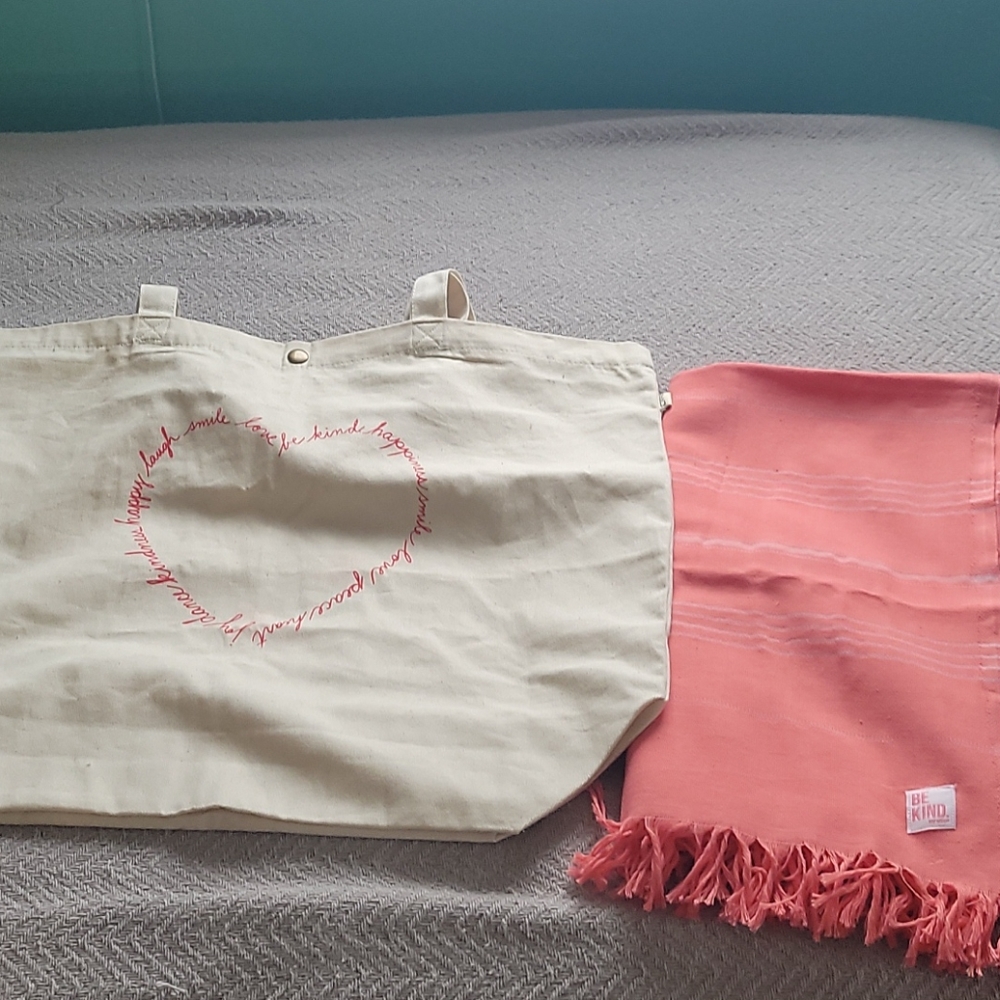 Be Kind by Ellen (Beach blanket and tote)